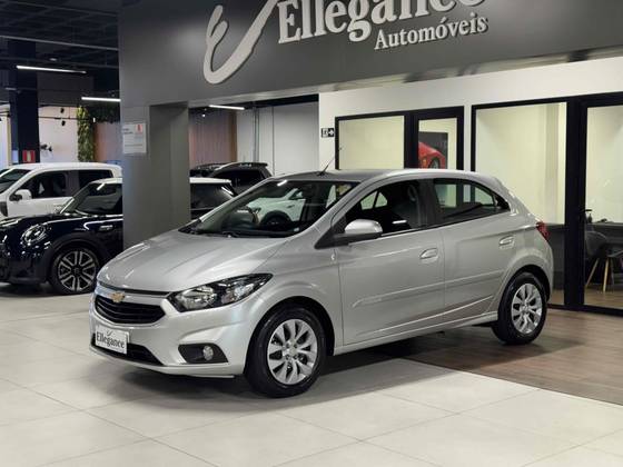 CHEVROLET ONIX 1.4 MPFI LT 8V FLEX 4P MANUAL